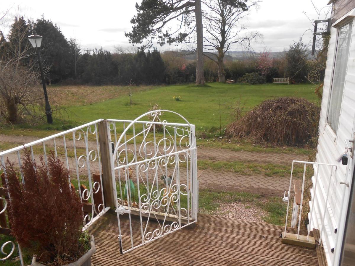 Holiday home 'the Cabin'. A Cosy Private & Secure Home. *